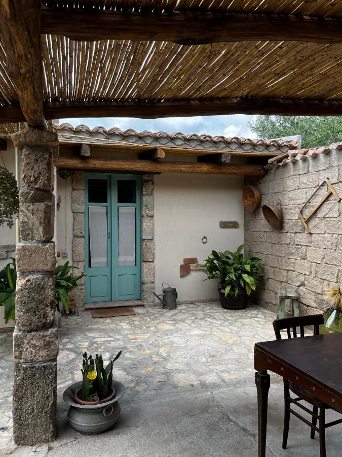 Graziosa Stanza Campidanese Su Terzu Konuk evi Oristano Dış mekan fotoğraf